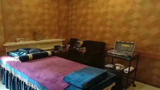 杭州桑拿按摩：工具辅助下的技巧升级，舒缓身心更有效 海报